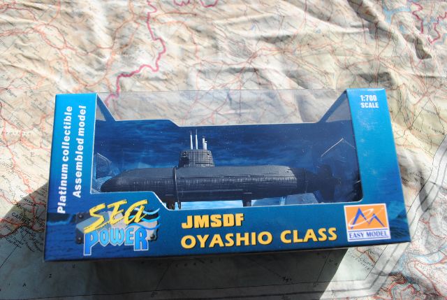 Easy Model 37301   JMSDF OYASHIO CLASS
